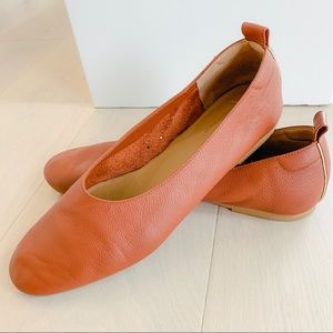 Everlane Day Glove. Size 8.5, Color: Brick.